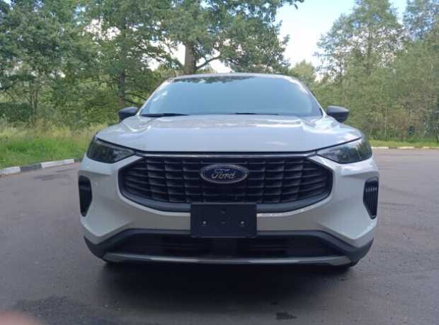Ford Escape IV  Рестайлинг, 2024, пробег 5600 км