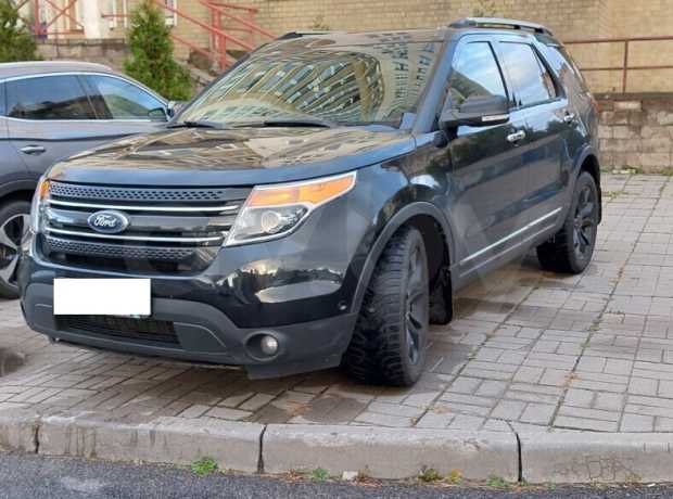 Ford Explorer V