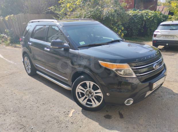 Ford Explorer V