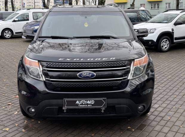 Ford Explorer V