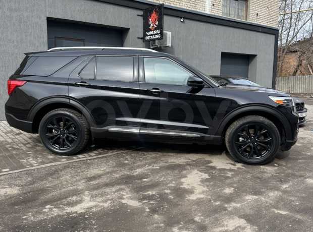 Ford Explorer VI
