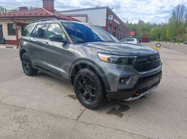 Ford Explorer VI