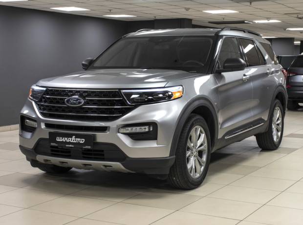 Ford Explorer VI