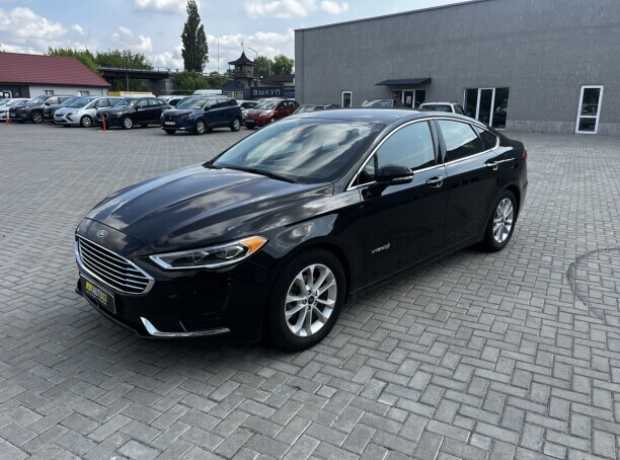 Ford Fusion USA II  2-й рестайлинг, 2018, пробег 140000 км