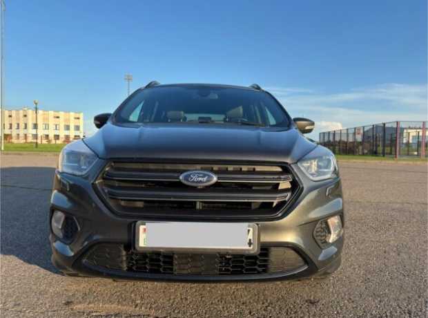 Ford Kuga II  Рестайлинг, 2018, пробег 174000 км