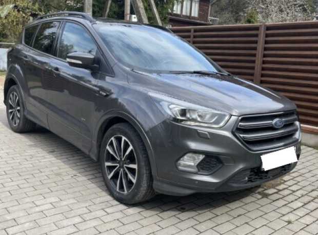Ford Kuga II  Рестайлинг, 2018, пробег 199000 км