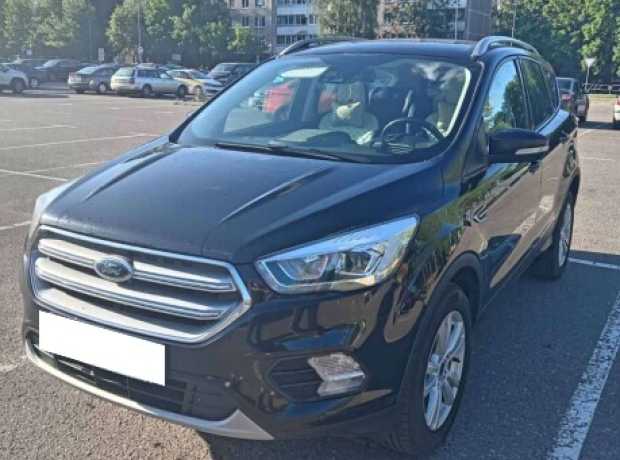 Ford Kuga II  Рестайлинг, 2018, пробег 203000 км