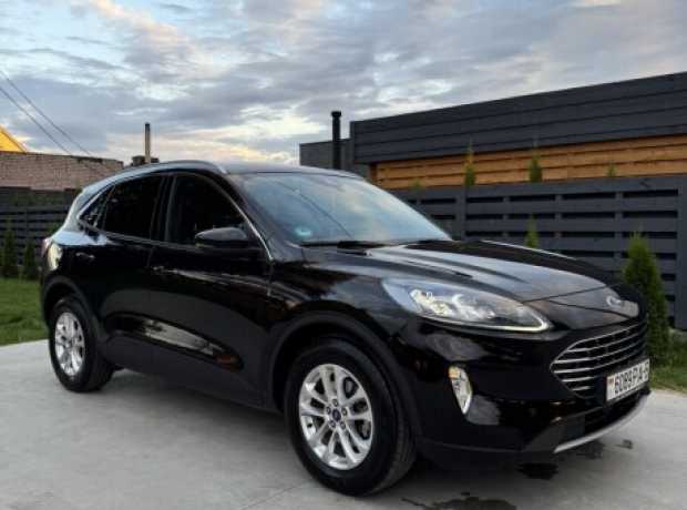 Ford Kuga III, 2021, пробег 157000 км Ford Kuga III, 2021, пробег 157000 км