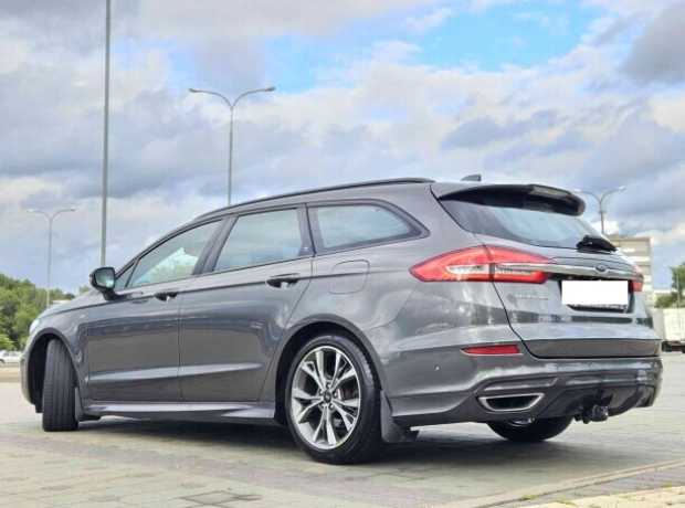 Ford Mondeo V Рестайлинг, 2019, пробег 179000 км Ford Mondeo V Рестайлинг, 2019, пробег 179000 км