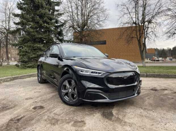 Ford Mustang Mach-E , 2021, пробег 57000 км