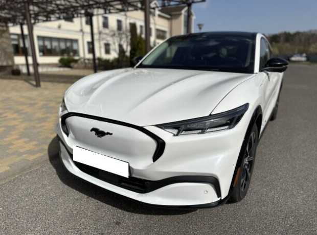 Ford Mustang Mach-E , 2021, пробег 65000 км