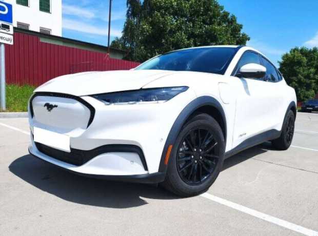 Ford Mustang Mach-E , 2022, пробег 20500 км