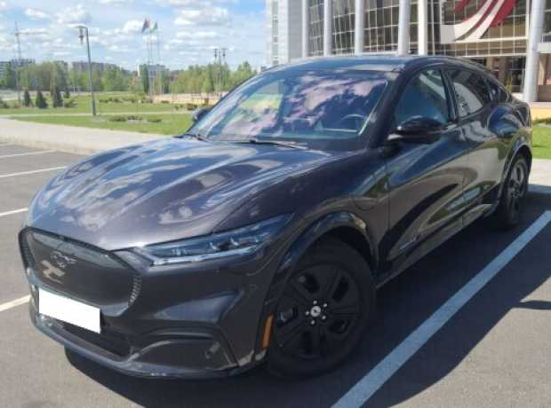 Ford Mustang Mach-E , 2022, пробег 38000 км