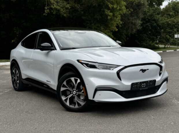 Ford Mustang Mach-E , 2023, пробег 17000 км