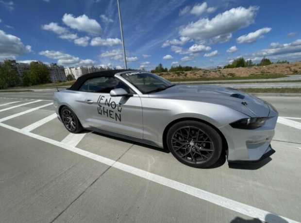 Ford Mustang VI Рестайлинг, 2017, пробег 112000 км Ford Mustang VI Рестайлинг, 2017, пробег 112000 км