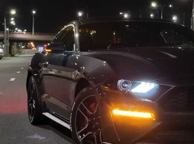 Ford Mustang VI  Рестайлинг, 2017, пробег 129000 км