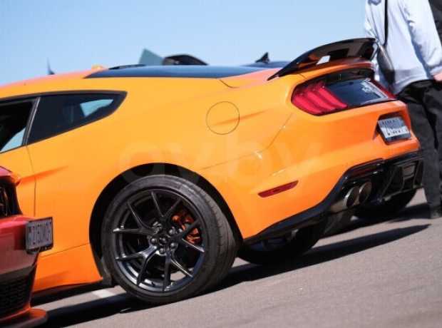 Ford Mustang VI  Рестайлинг, 2018, пробег 61000 км