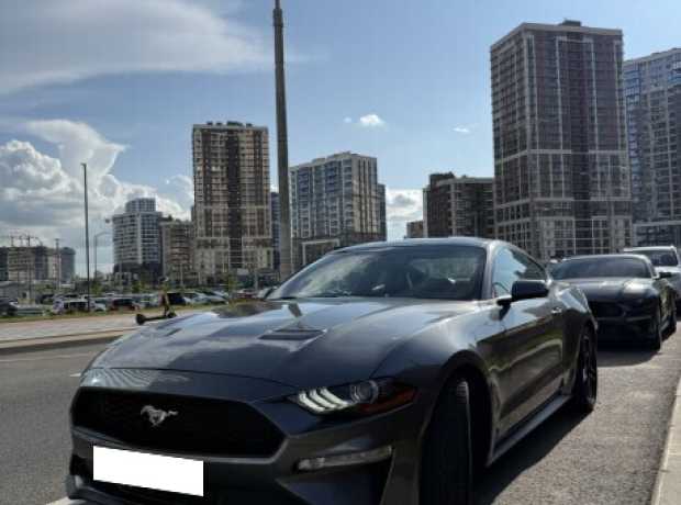 Ford Mustang VI  Рестайлинг, 2020, пробег 60000 км