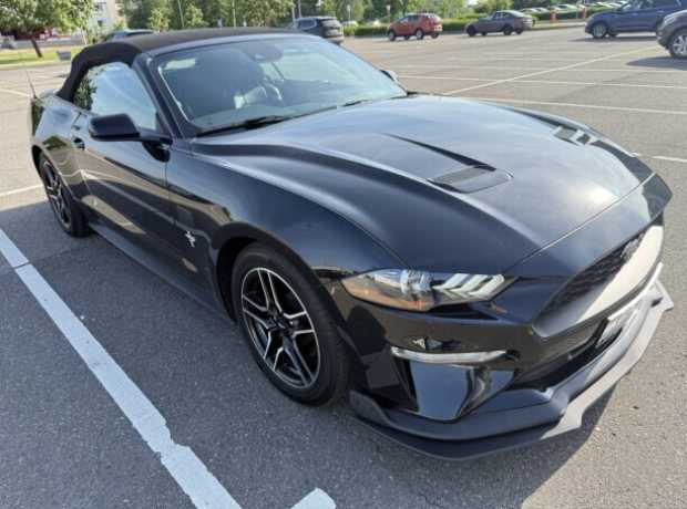 Ford Mustang VI  Рестайлинг, 2021, пробег 105000 км