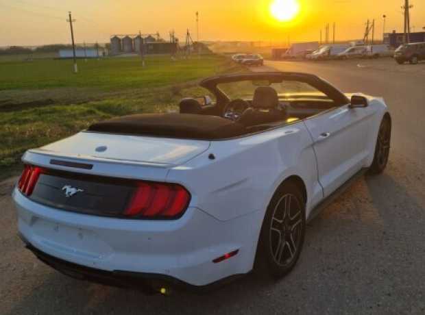 Ford Mustang VI  Рестайлинг, 2021, пробег 57890 км
