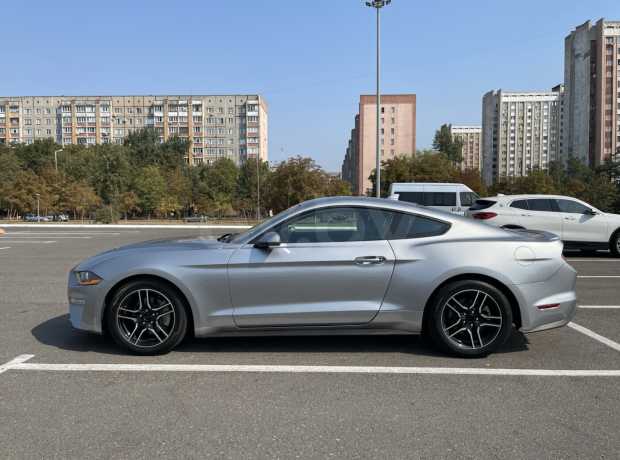 Ford Mustang VI Рестайлинг