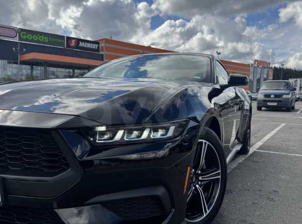 Ford Mustang VII