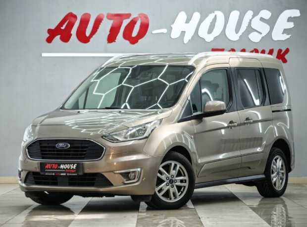 Ford Tourneo Connect II Рестайлинг, 2018, пробег 173000 км Ford Tourneo Connect II Рестайлинг, 2018, пробег 173000 км