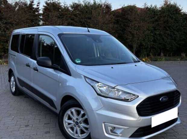 Ford Tourneo Connect II Рестайлинг, 2019, пробег 164000 км Ford Tourneo Connect II Рестайлинг, 2019, пробег 164000 км