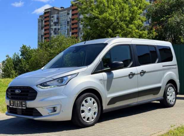 Ford Tourneo Connect II Рестайлинг, 2020, пробег 165000 км Ford Tourneo Connect II Рестайлинг, 2020, пробег 165000 км