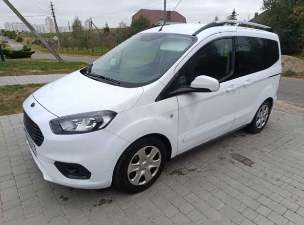 Ford Tourneo Courier I Рестайлинг