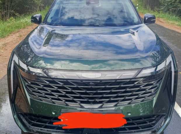 Geely Atlas II (L), 2024, пробег 8000 км