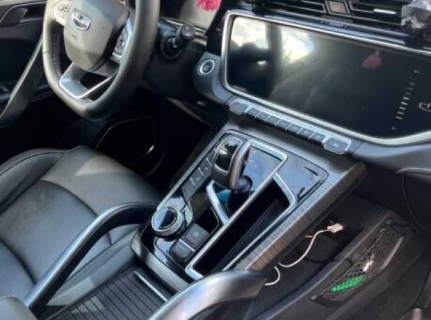 Geely Atlas Pro , 2023, пробег 33000 км