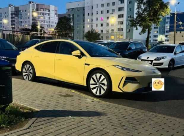 Geely Galaxy E8 , 2024, пробег 13000 км