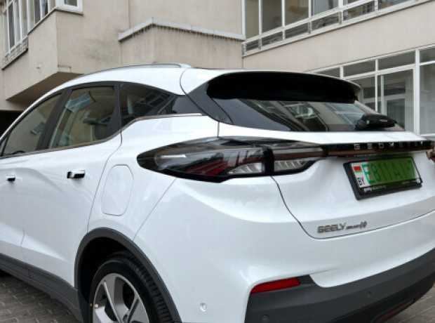 Geely Geometry C , 2022, пробег 23000 км