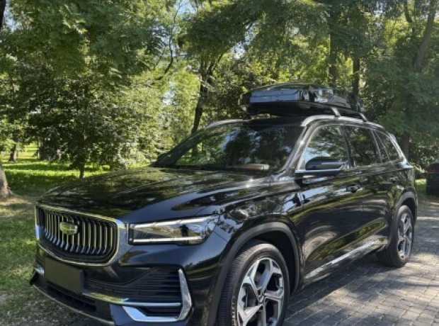 Geely Monjaro , 2022, пробег 5000 км
