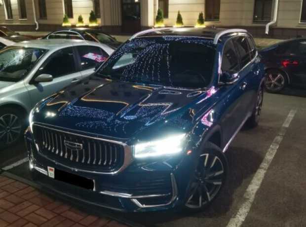 Geely Xingyue L I, 2023, пробег 15000 км Geely Xingyue L I, 2023, пробег 15000 км