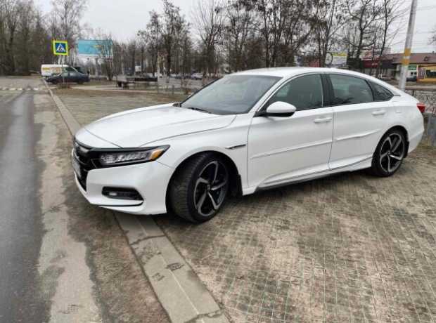 Honda Accord X, 2018, пробег 120000 км