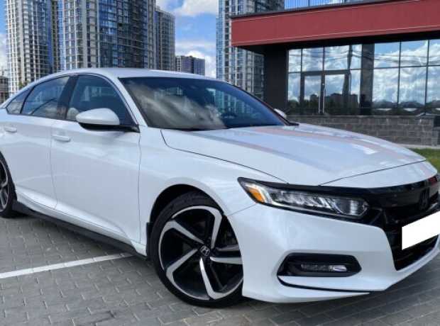 Honda Accord X, 2019, пробег 102000 км