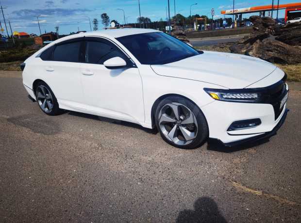 Honda Accord X