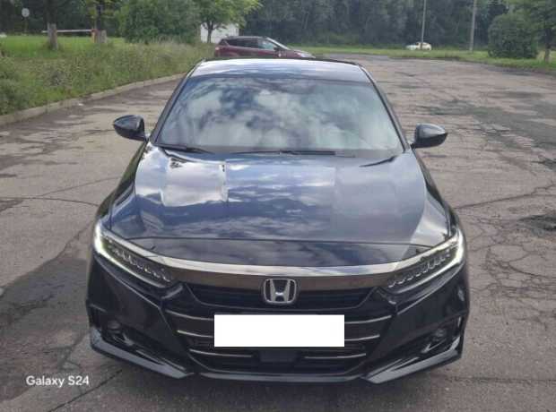 Honda Accord X  Рестайлинг, 2021, пробег 130000 км
