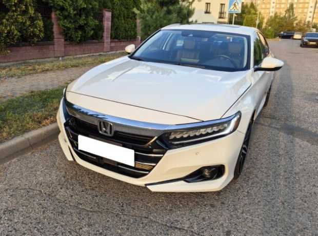 Honda Accord X  Рестайлинг, 2021, пробег 64000 км