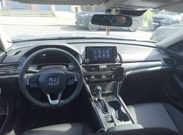 Honda Accord X  Рестайлинг, 2021, пробег 69000 км