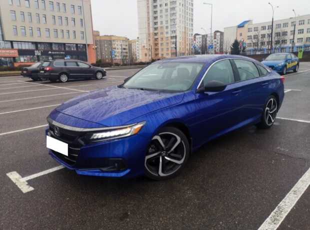Honda Accord X Рестайлинг, 2021, пробег 80000 км Honda Accord X Рестайлинг, 2021, пробег 80000 км
