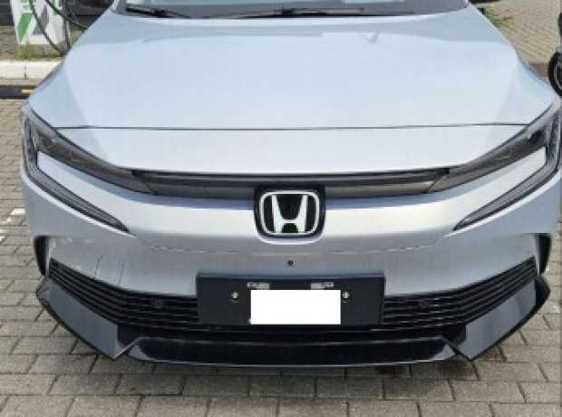Honda eNP2 , 2024, пробег 79 км
