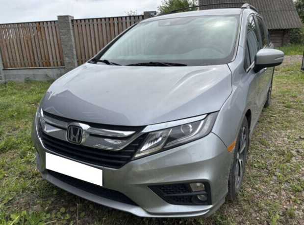 Honda Odyssey V  2-й рестайлинг, 2020, пробег 25000 км