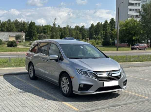 Honda Odyssey VI, 2019, пробег 117000 км