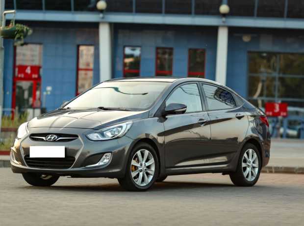 Hyundai Accent RB