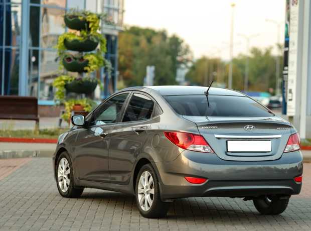 Hyundai Accent RB