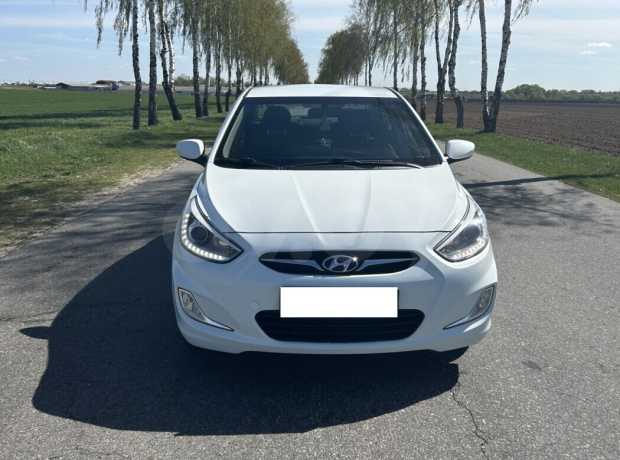 Hyundai Accent RB