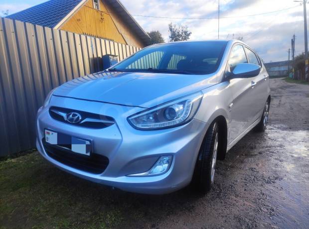 Hyundai Accent RB